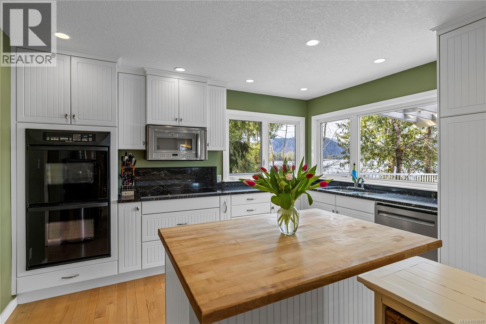 9461 Faber Rd, Port Alberni