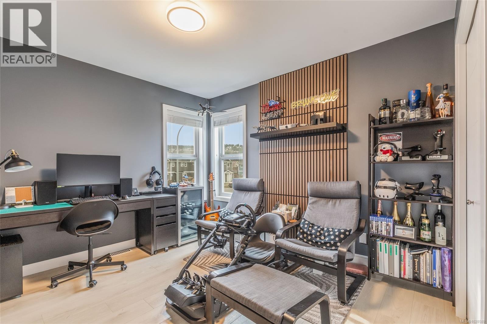 578 MENZIES RIDGE DR - 22