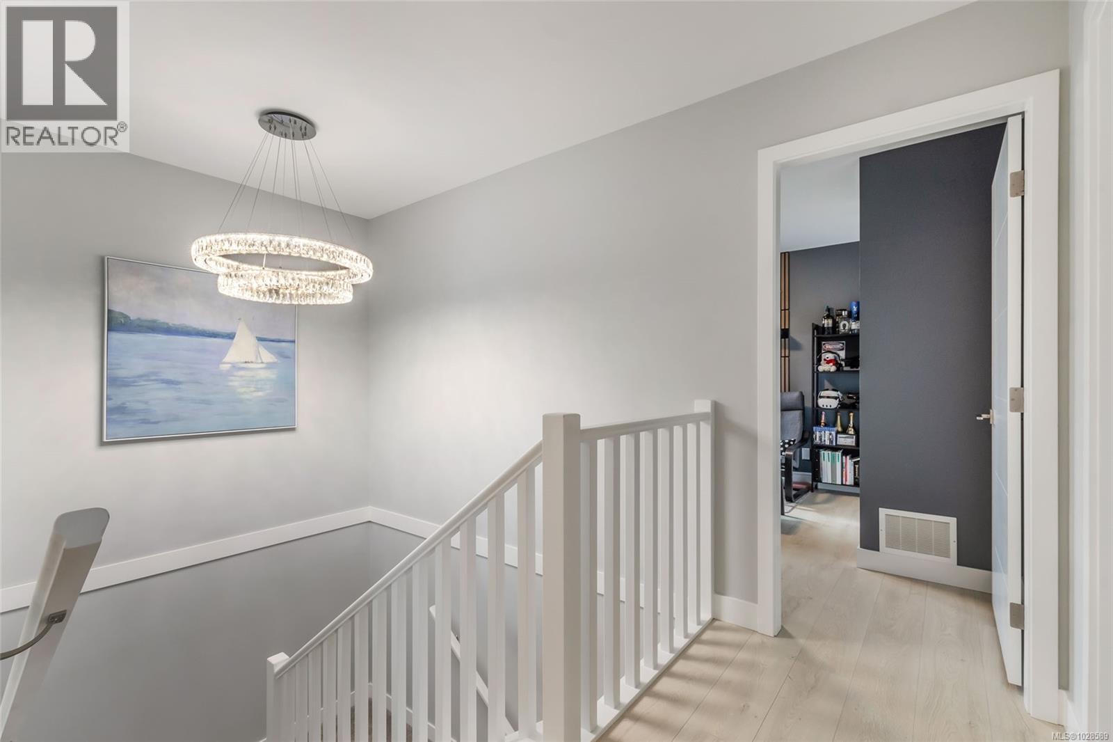 578 MENZIES RIDGE DR - 25