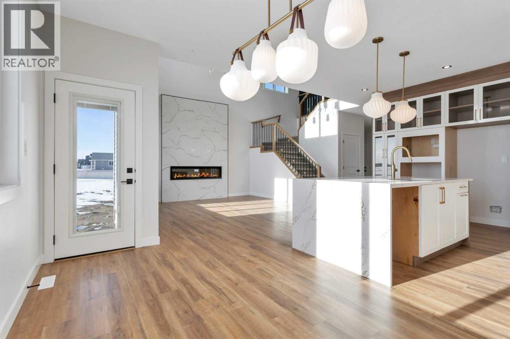 Single Family House for Sale in  Everson Close Evergreen Red Deer 