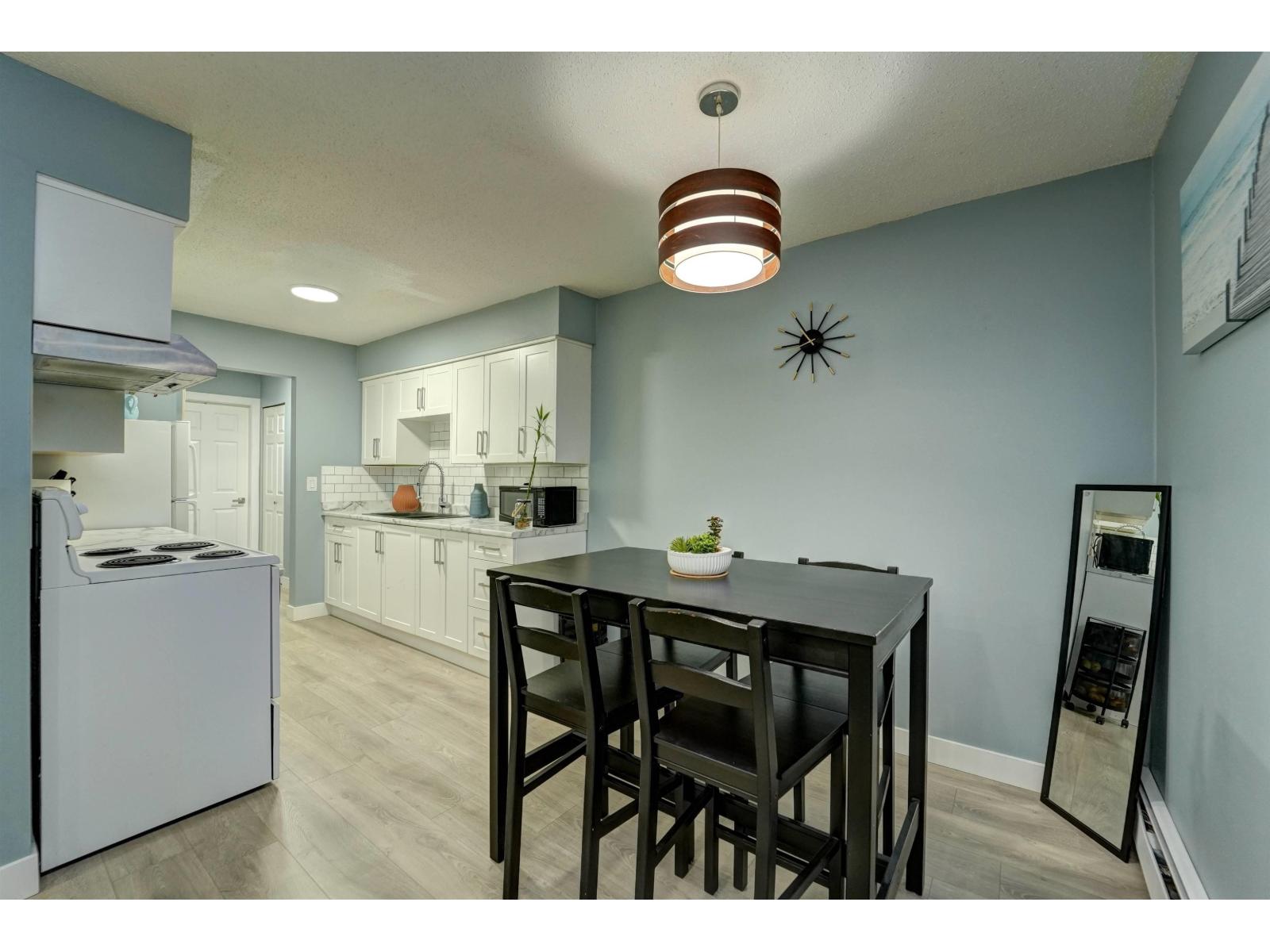 202 33450 GEORGE FERGUSON WAY, Abbotsford