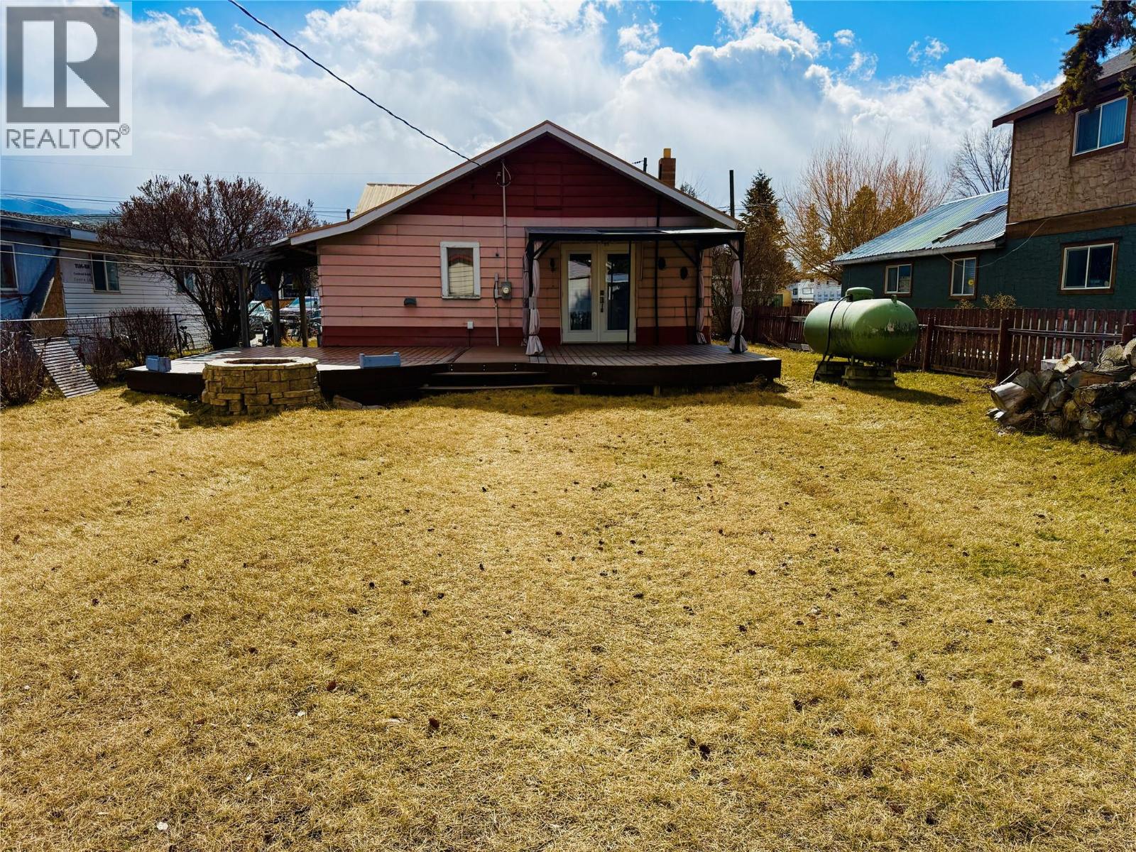 4955 Luck Avenue, Canal Flats