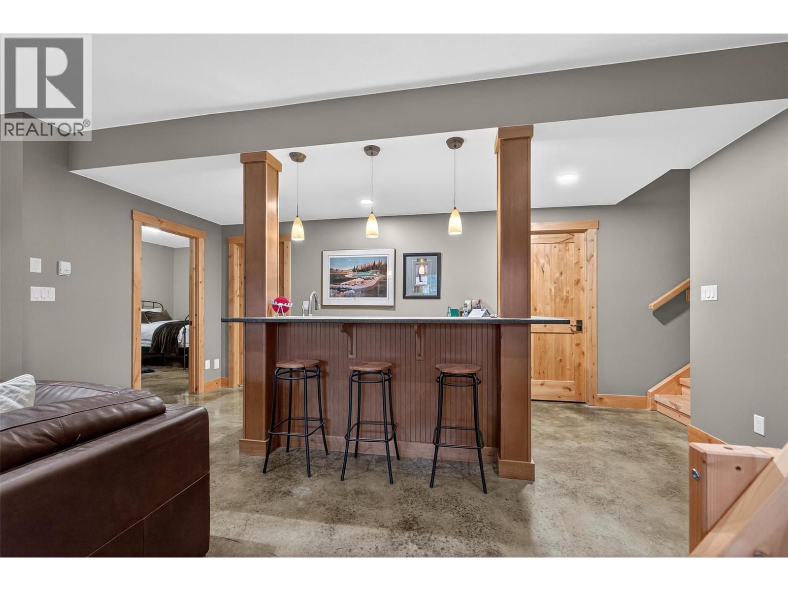 835 Lakeview Meadows Green, Invermere