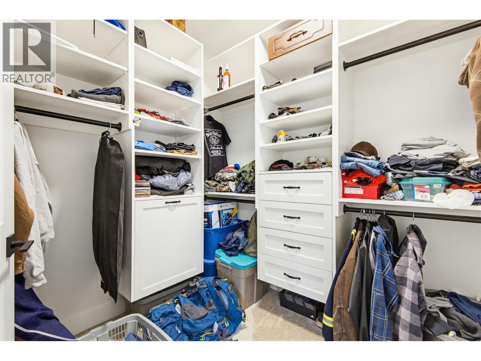 2535 SUNSET Drive, Kamloops