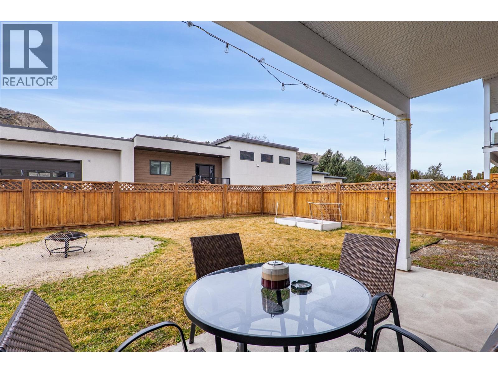 2535 SUNSET Drive, Kamloops