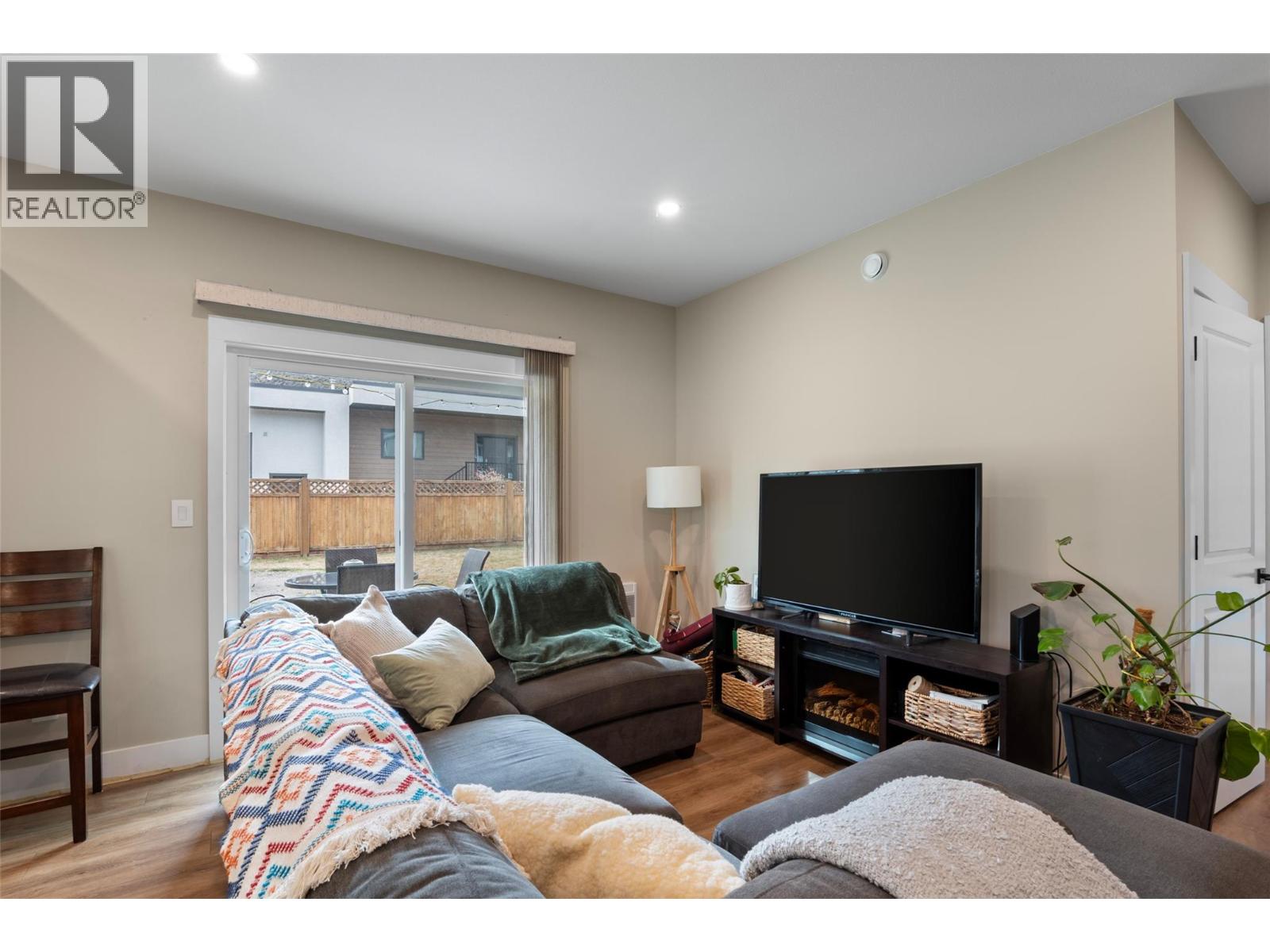 2535 SUNSET Drive, Kamloops