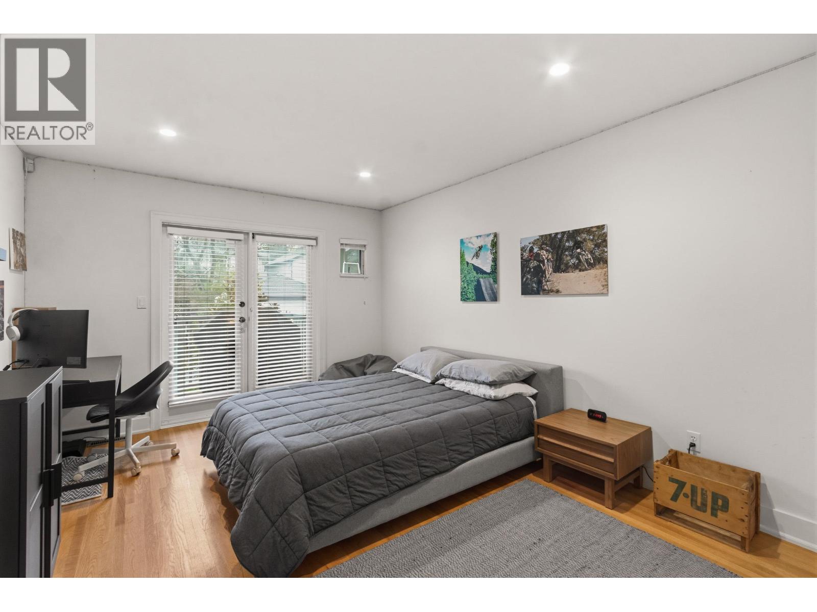 2960 W 33RD AVENUE, Vancouver