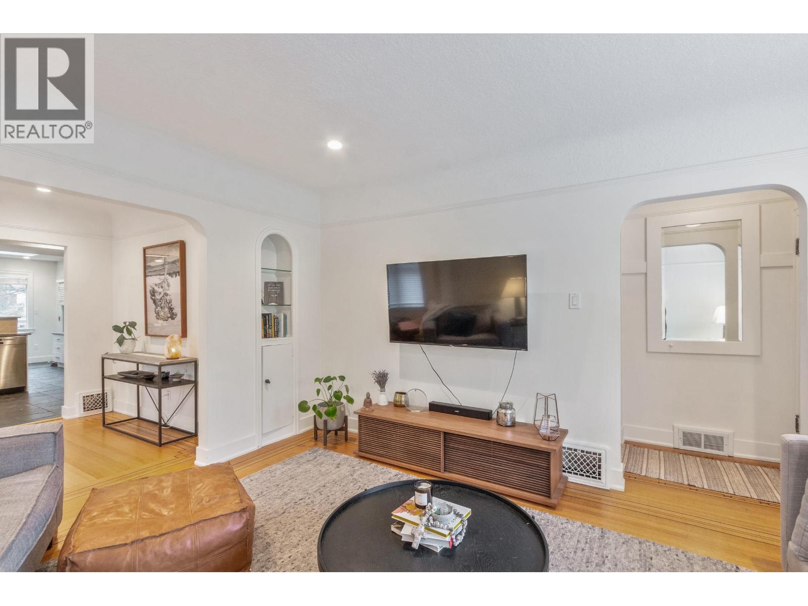 2960 W 33RD AVENUE, Vancouver