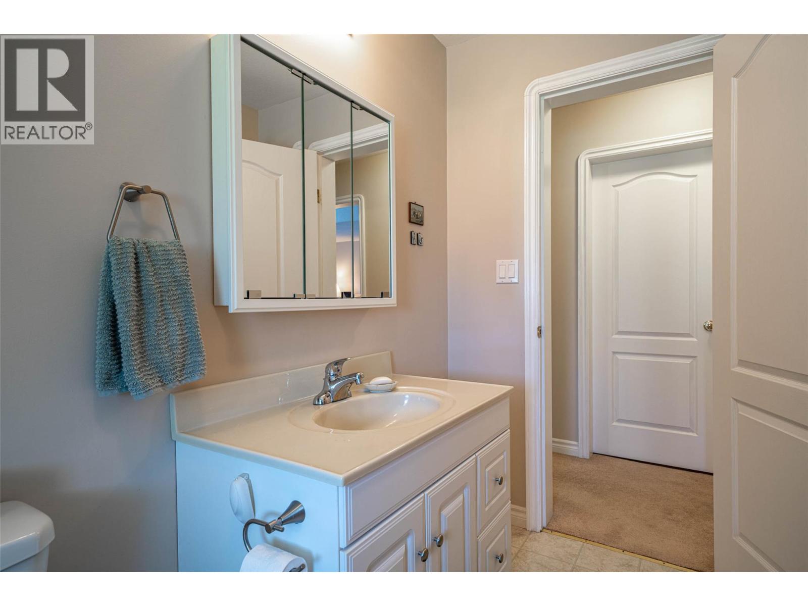 7821 OLD KAMLOOPS ROAD - 36