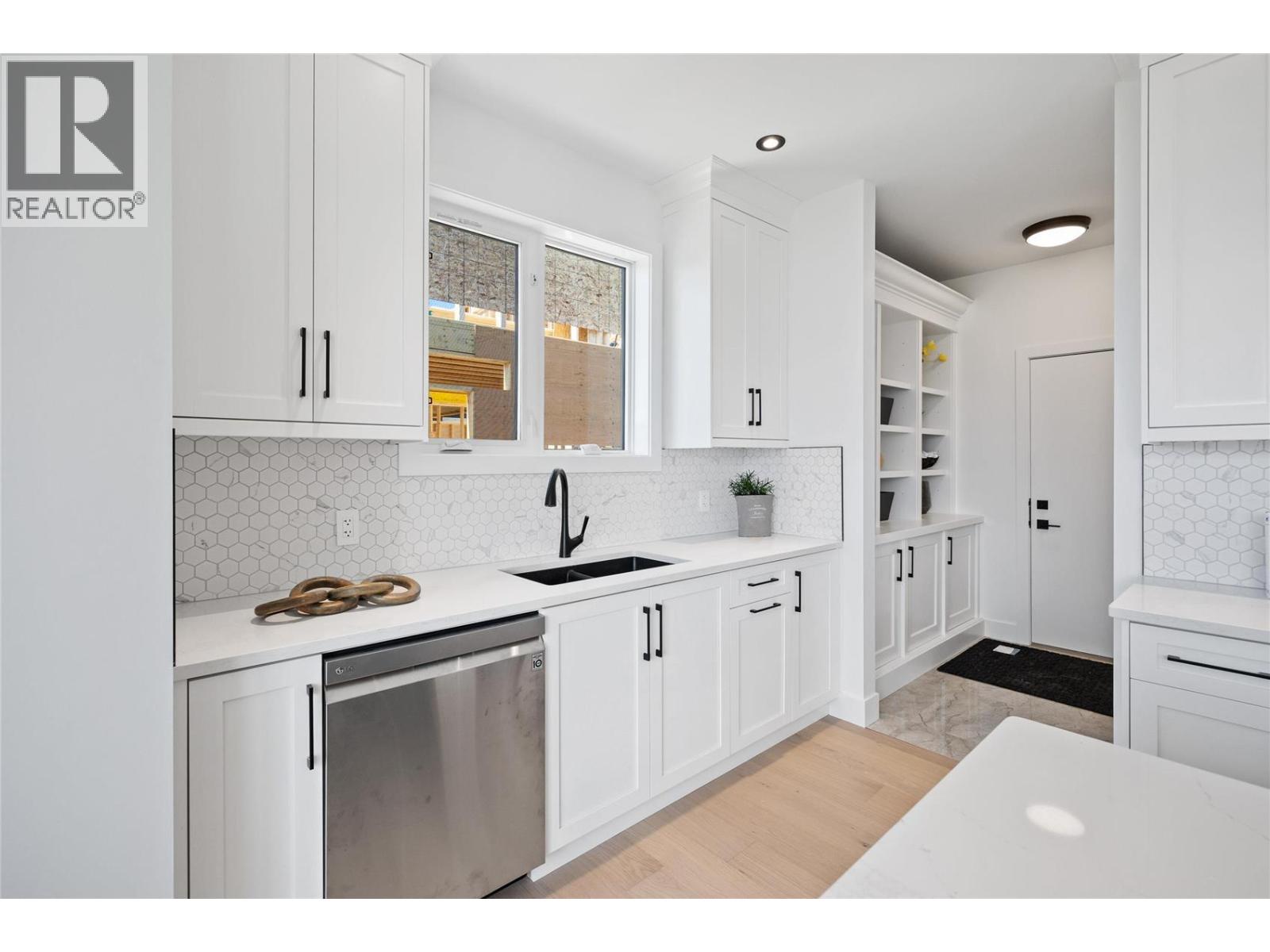 2803 Copper Ridge Drive, West Kelowna