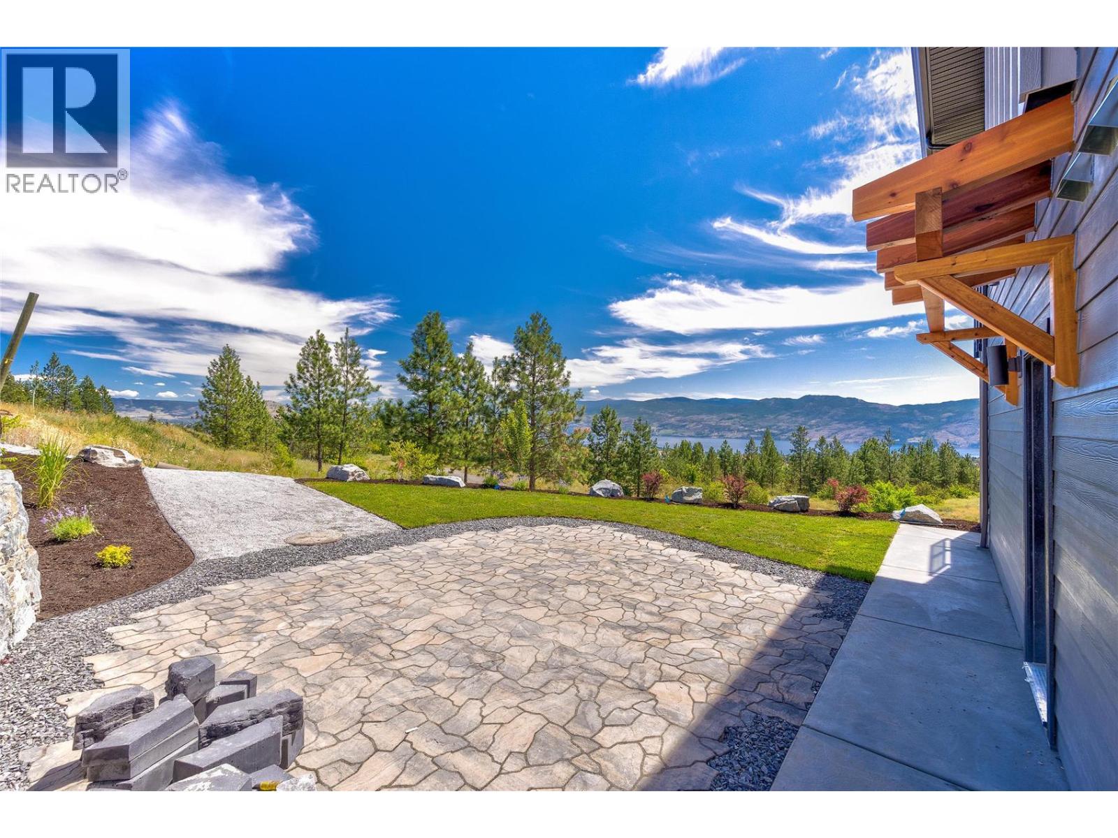 2803 Copper Ridge Drive, West Kelowna