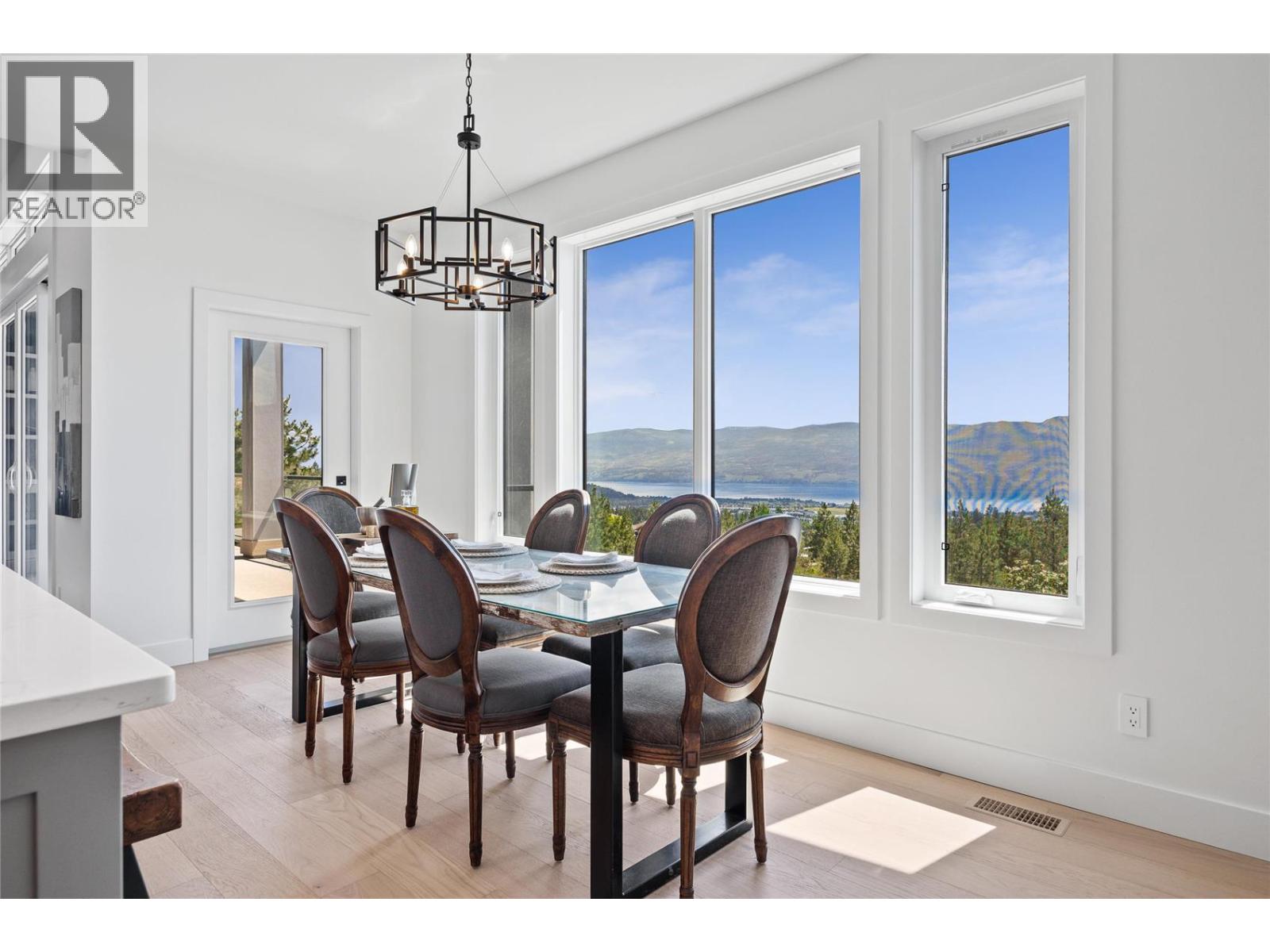 2803 Copper Ridge Drive, West Kelowna