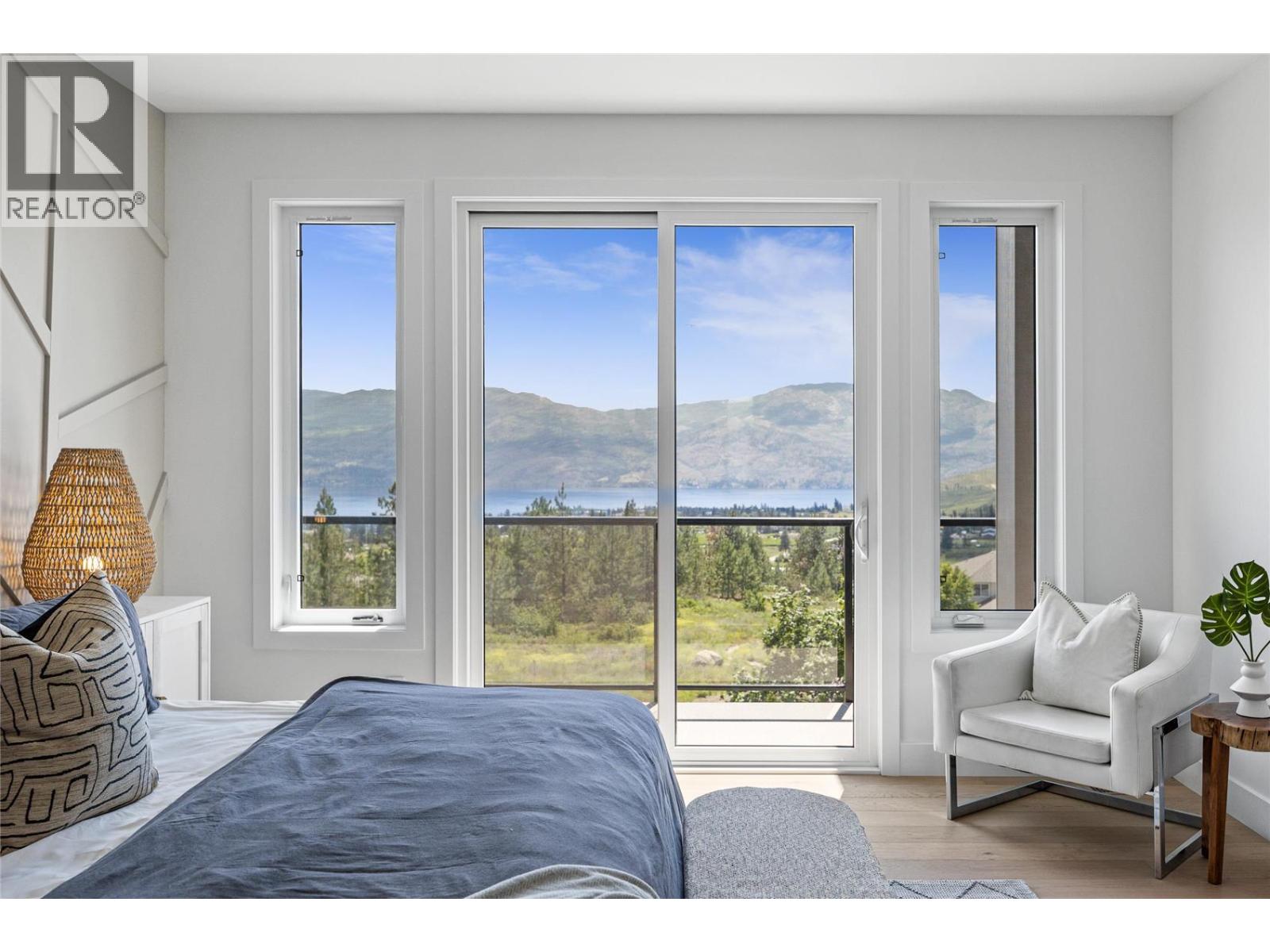 2803 Copper Ridge Drive, West Kelowna