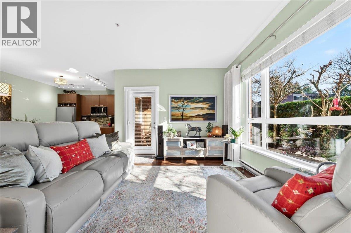 102 2473 ATKINS AVENUE, Port Coquitlam