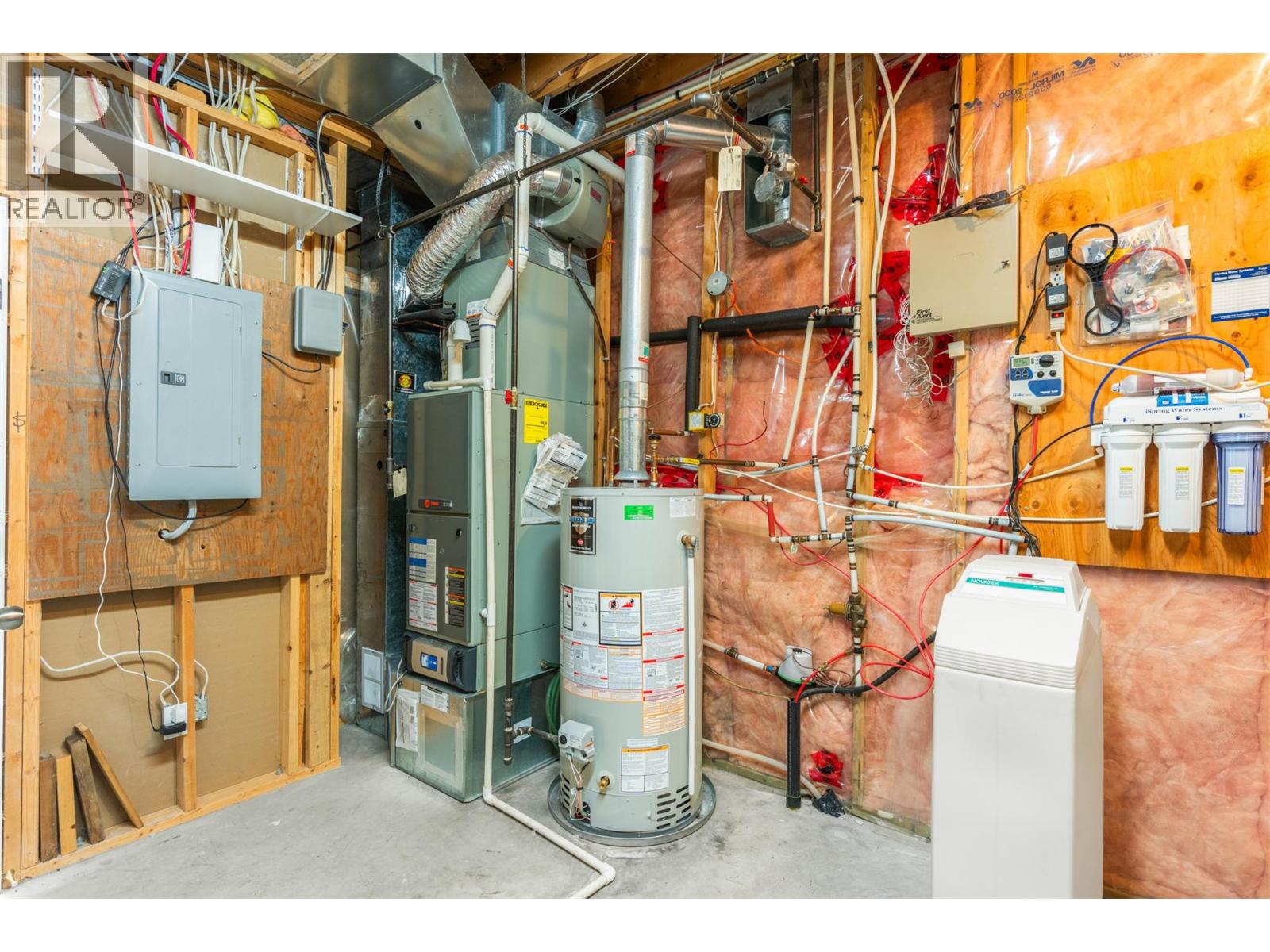 7044 Nakiska Drive, Vernon