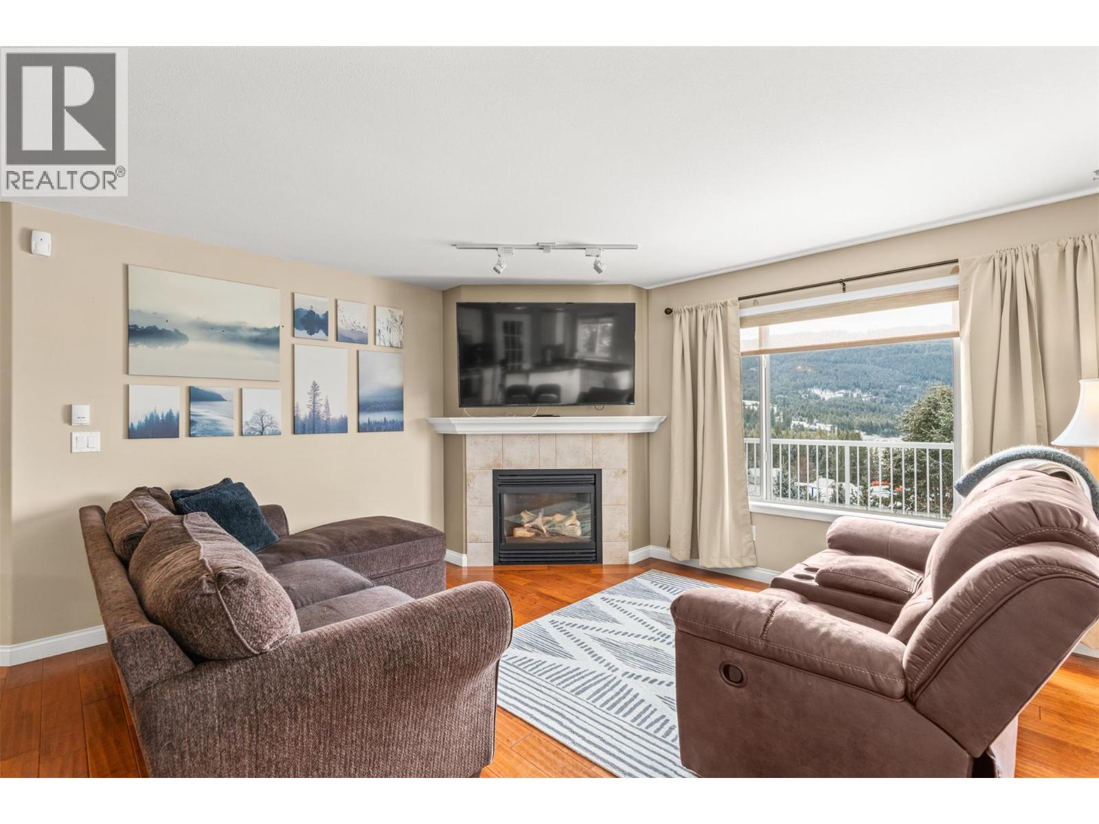 7044 Nakiska Drive, Vernon