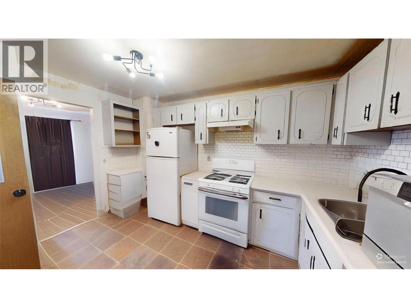 266 STILES STREET - 23