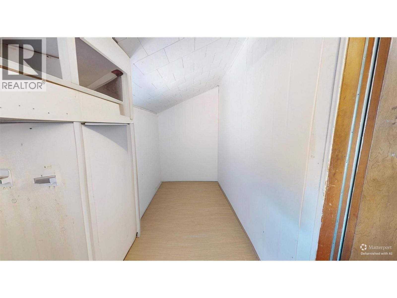 266 STILES STREET - 21