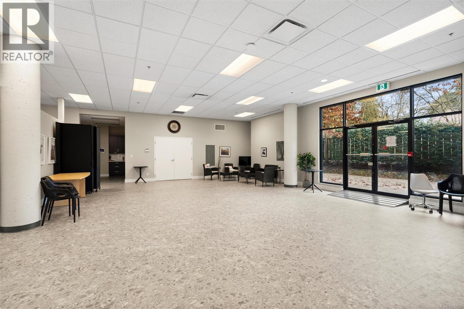 Single Family House for Sale in   Travino Lane Travino Saanich 