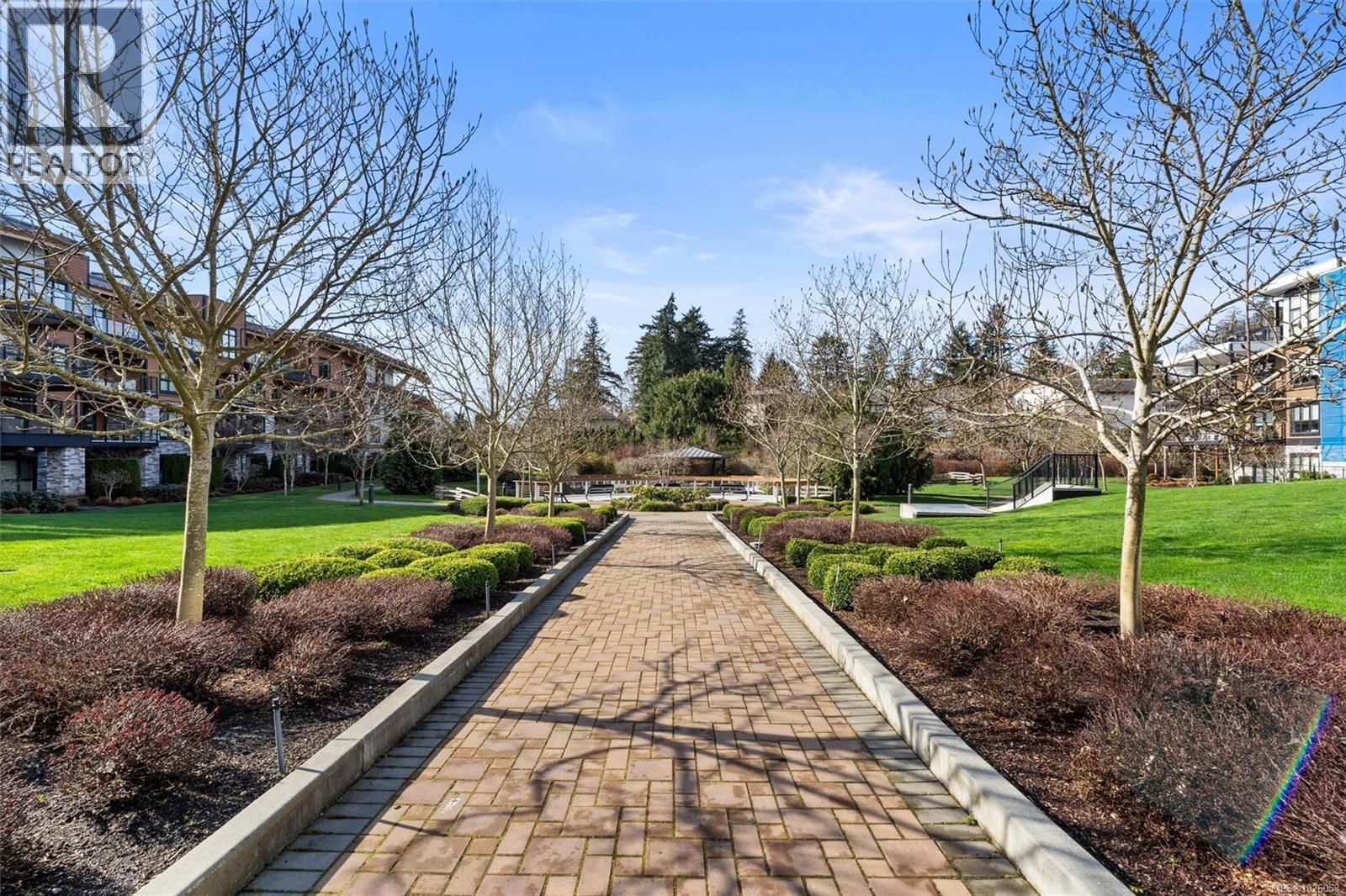 Single Family House for Sale in   Travino Lane Travino Saanich 