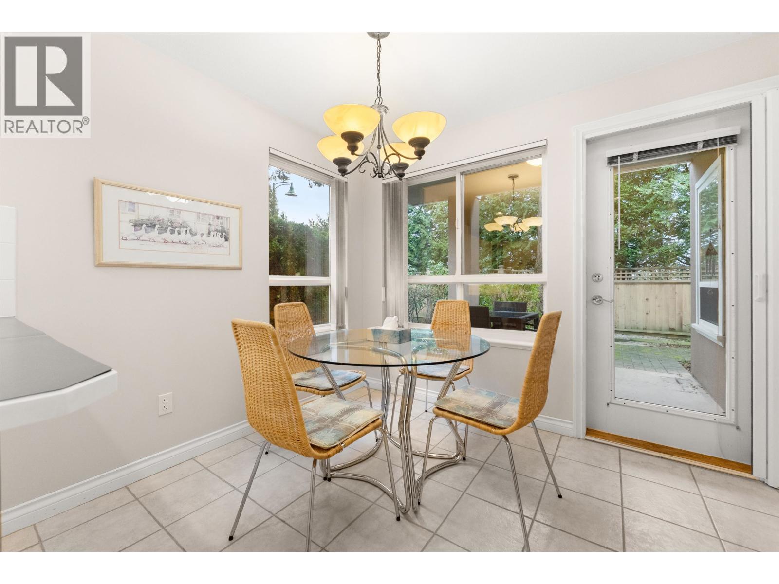 #104-1250 55 Street, Delta