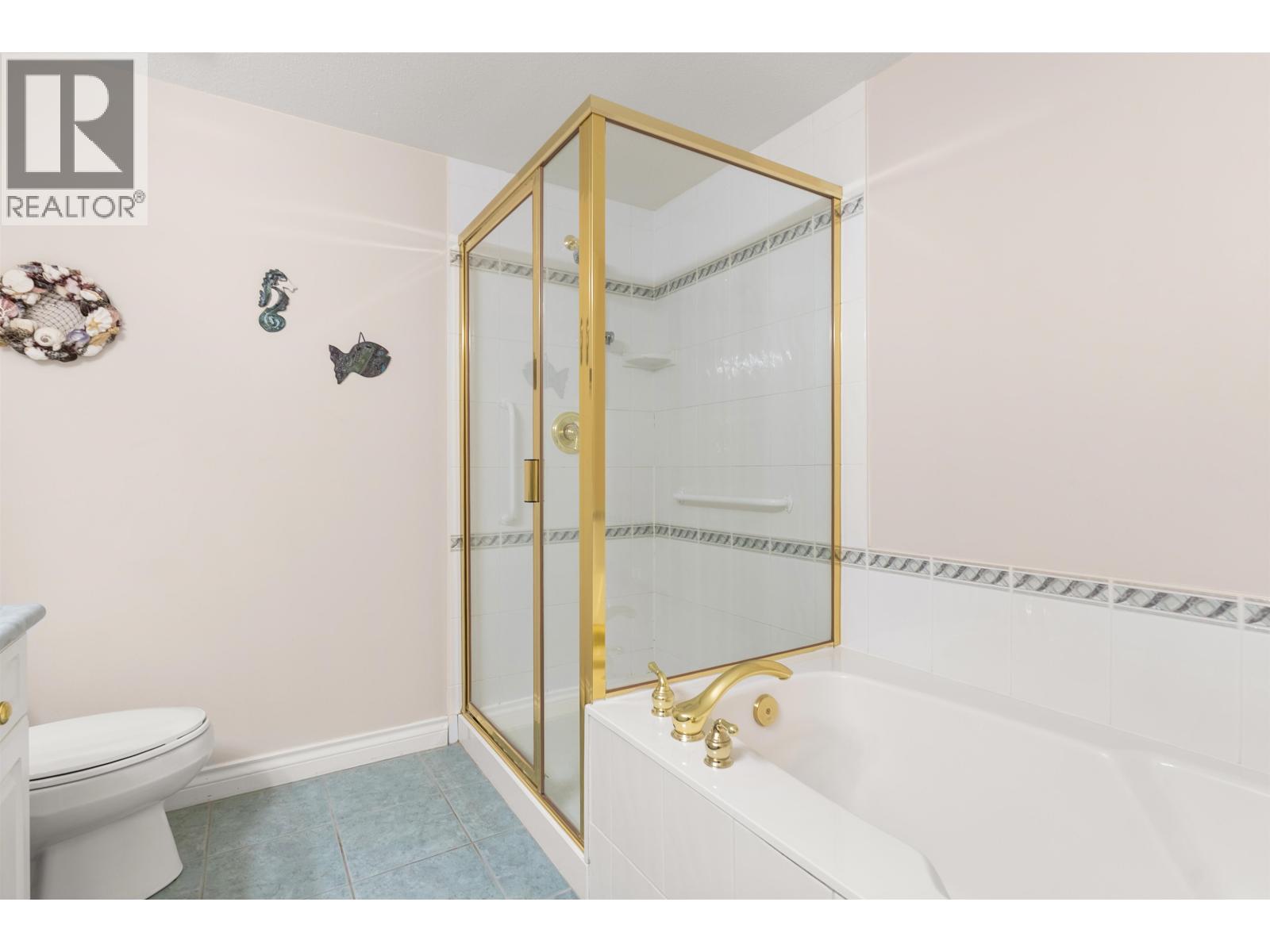 #104-1250 55 Street, Delta