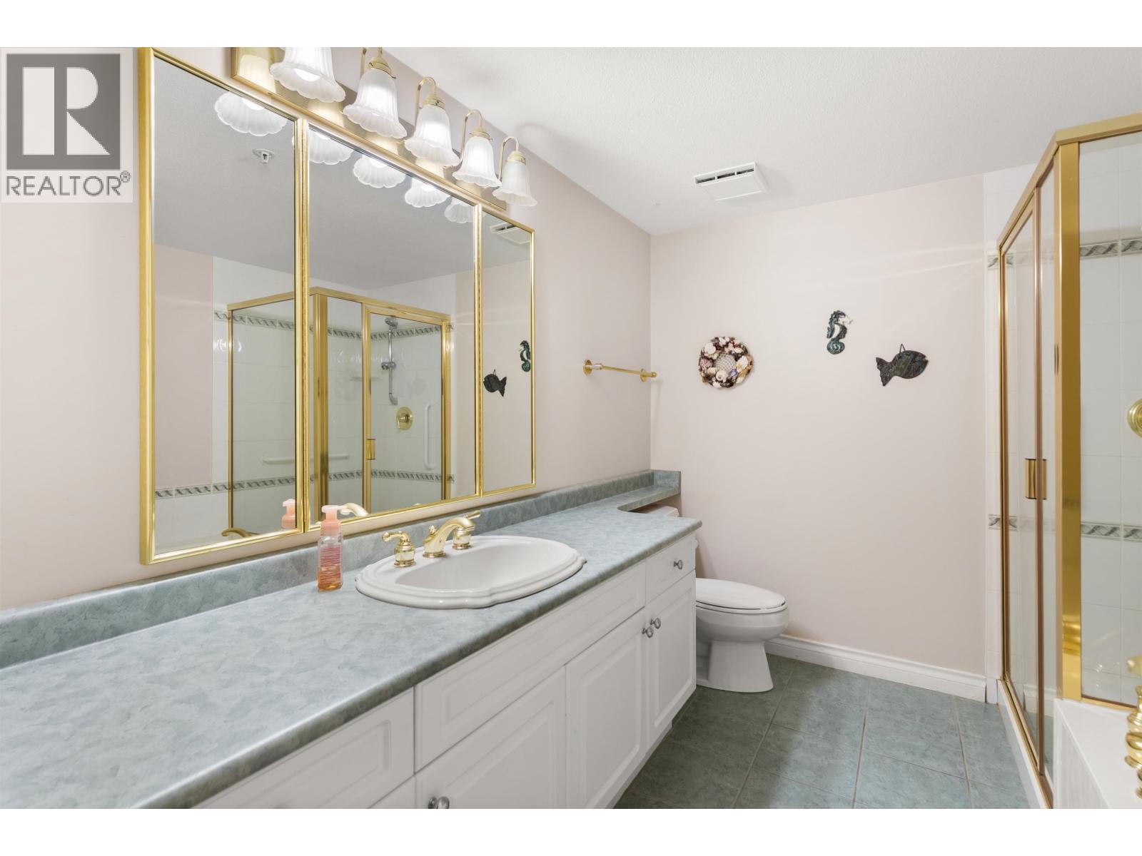 #104-1250 55 Street, Delta