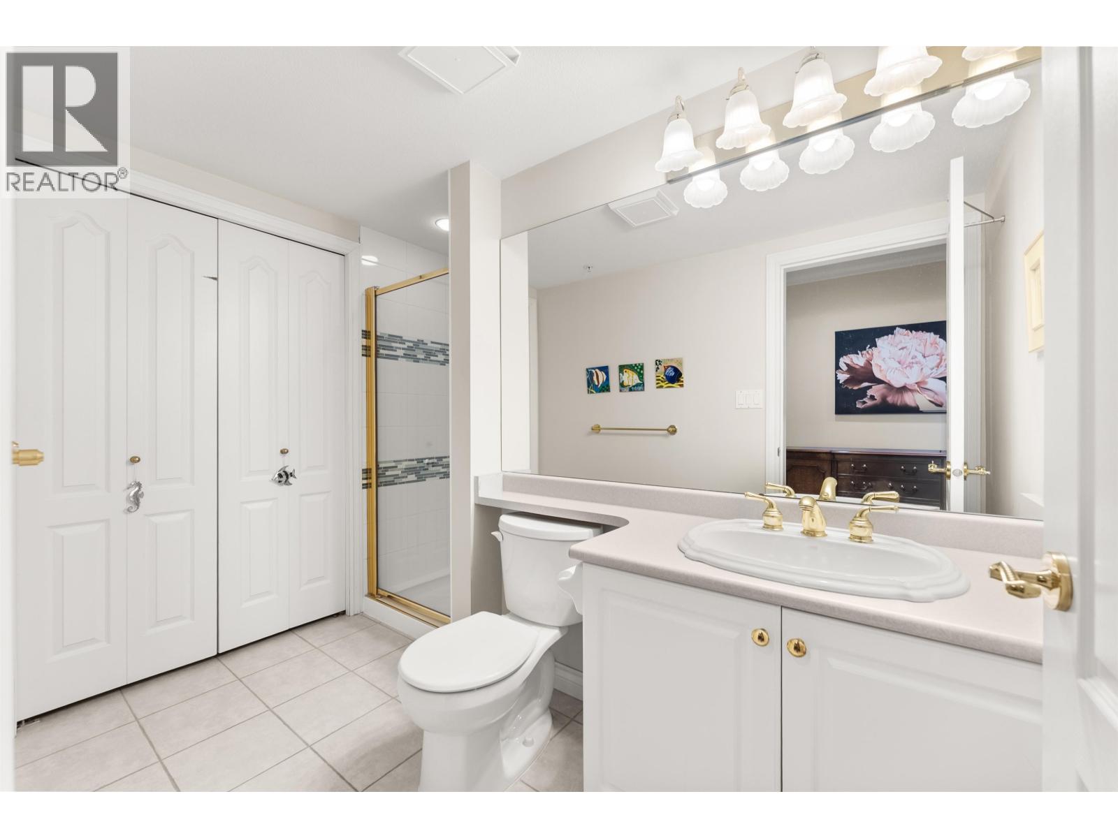 #104-1250 55 Street, Delta