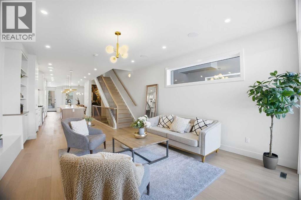 Single Family House for Sale in  A Street SW Richmond Calgary 