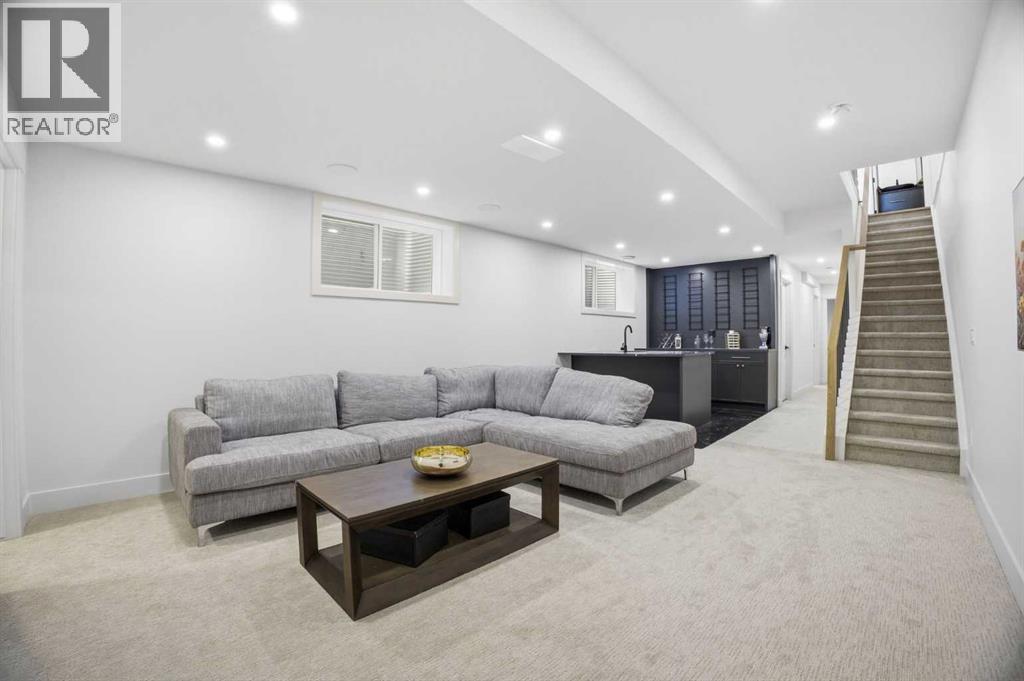 Single Family House for Sale in  A Street SW Richmond Calgary 