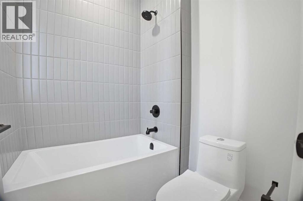 Single Family House for Sale in  A Street SW Richmond Calgary 