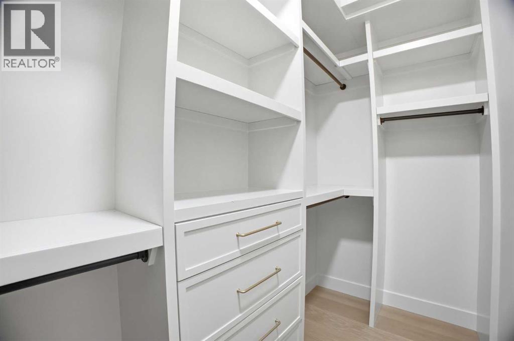 Single Family House for Sale in  A Street SW Richmond Calgary 