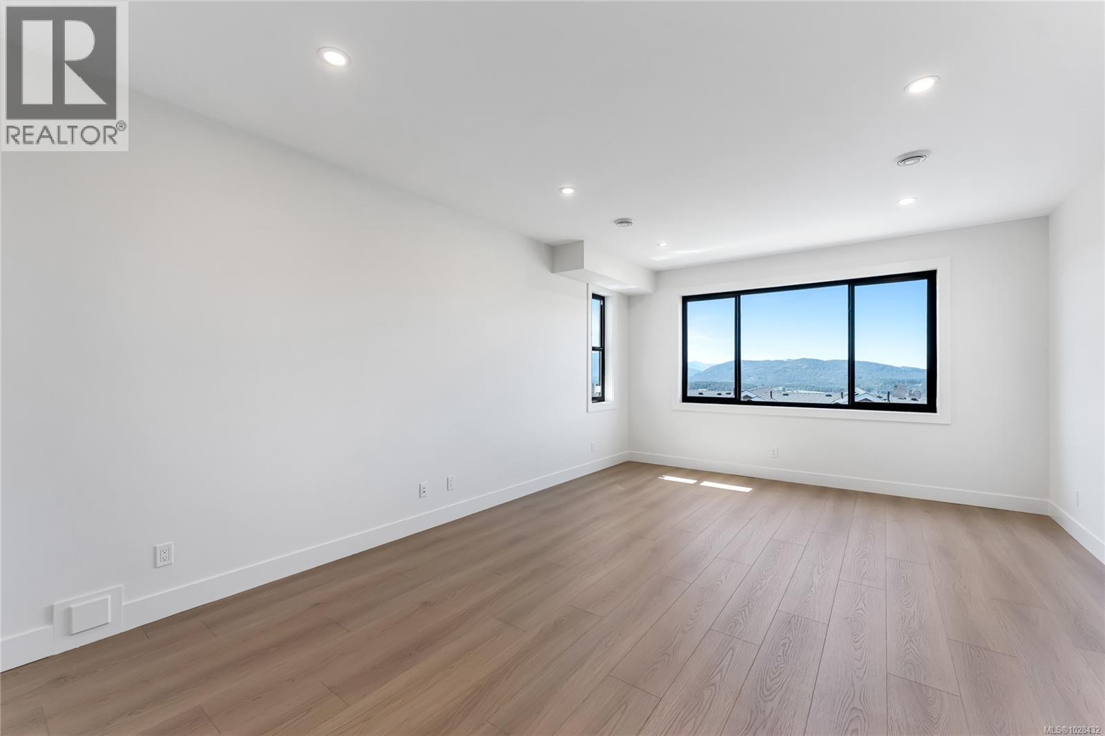 3199 Woodrush Dr, Duncan