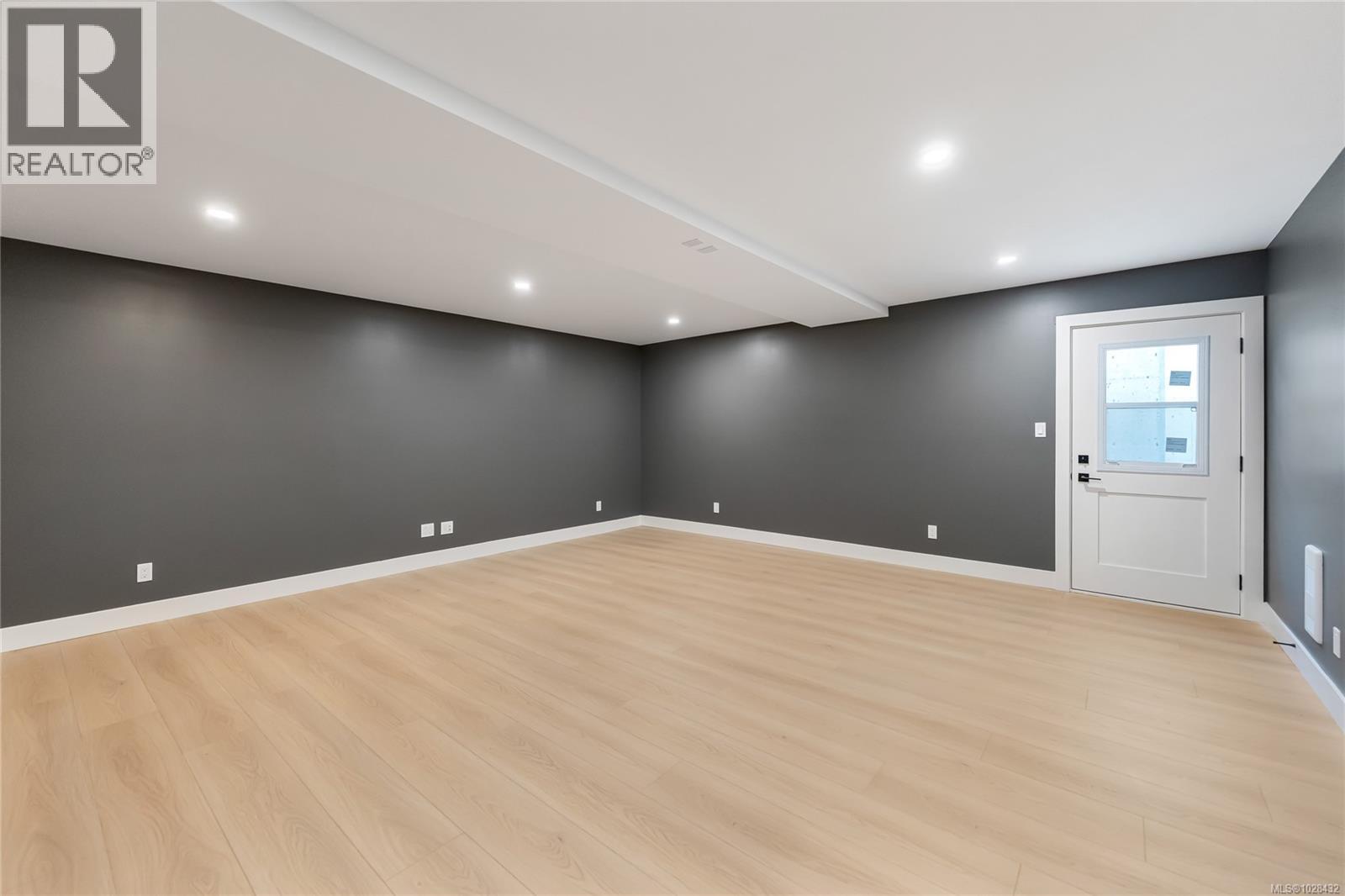 3199 Woodrush Dr, Duncan