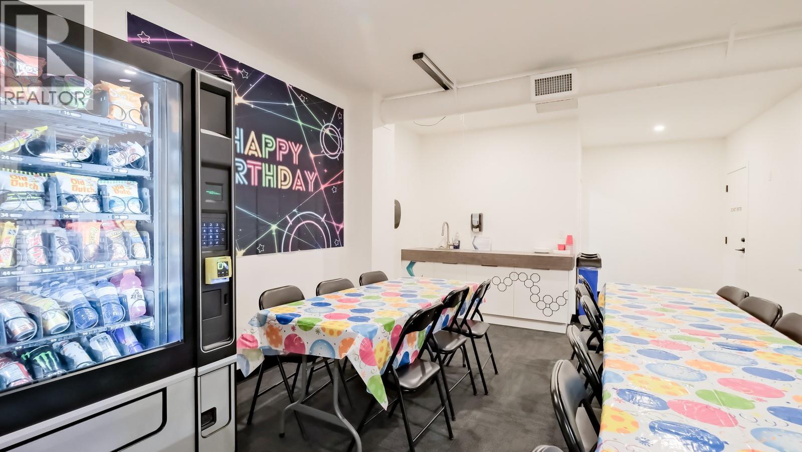  5966 SAWMILL Road, Oliver