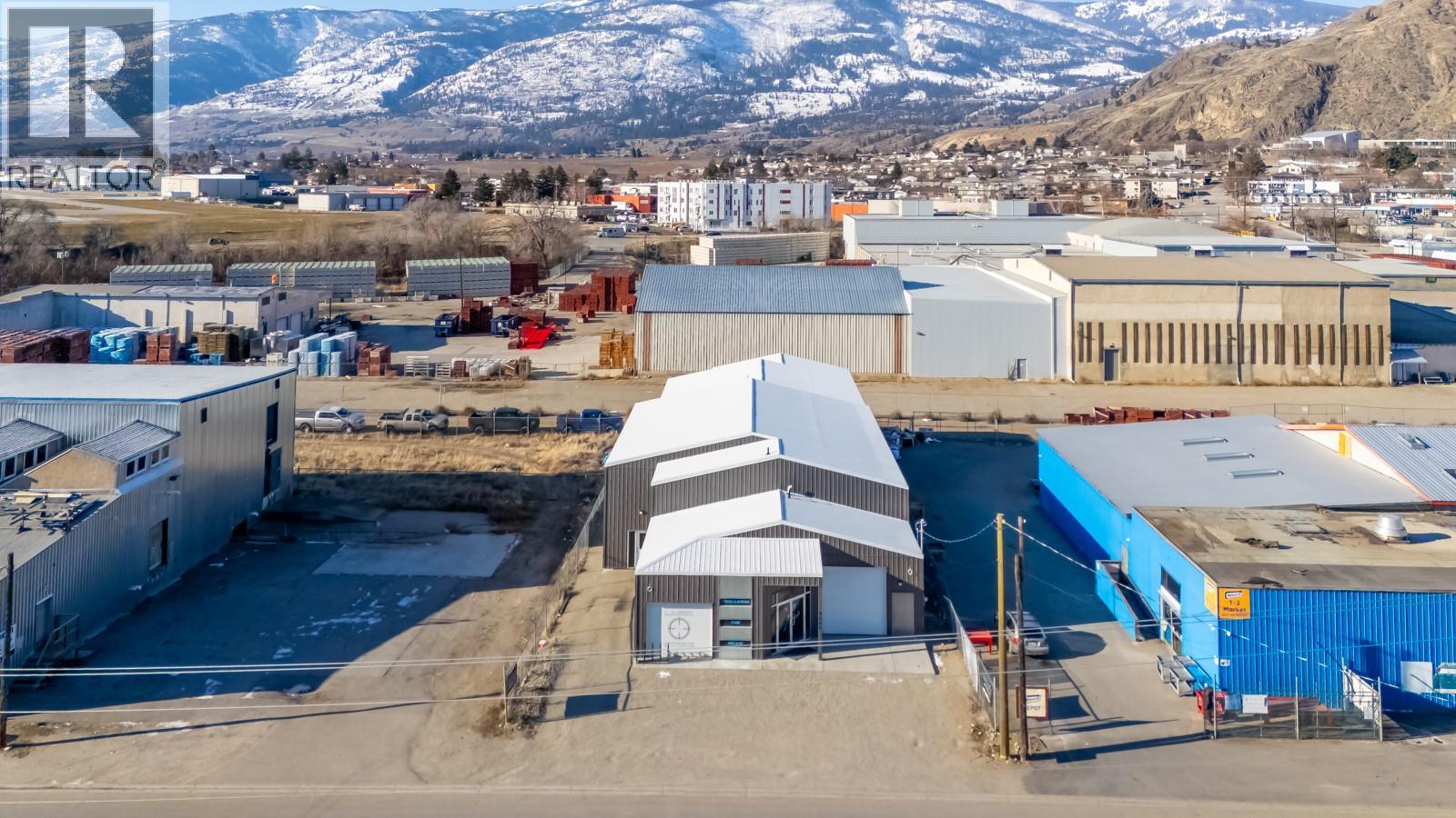  5966 SAWMILL Road, Oliver