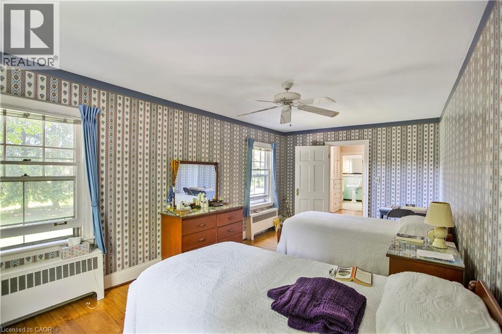 48 GARNER Road W - 21