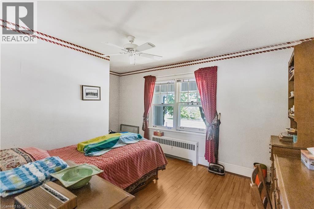 48 GARNER Road W - 23