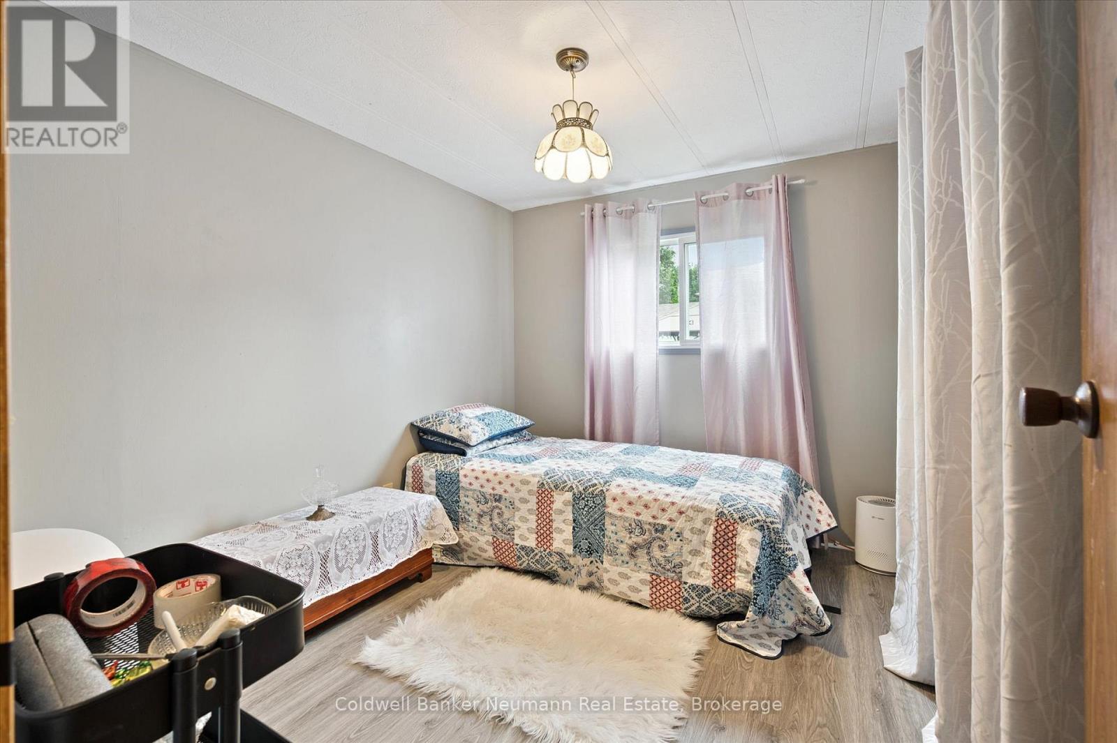 #93 MAPLE 1294 CONCESSION 8 ROAD W - 20