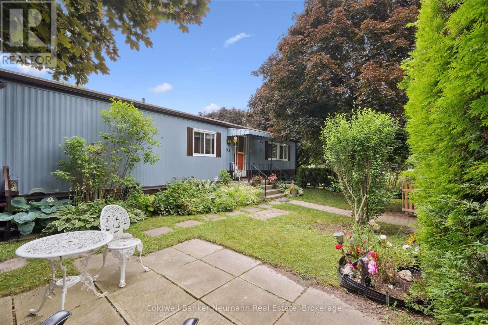 #93 MAPLE 1294 CONCESSION 8 ROAD W - 30