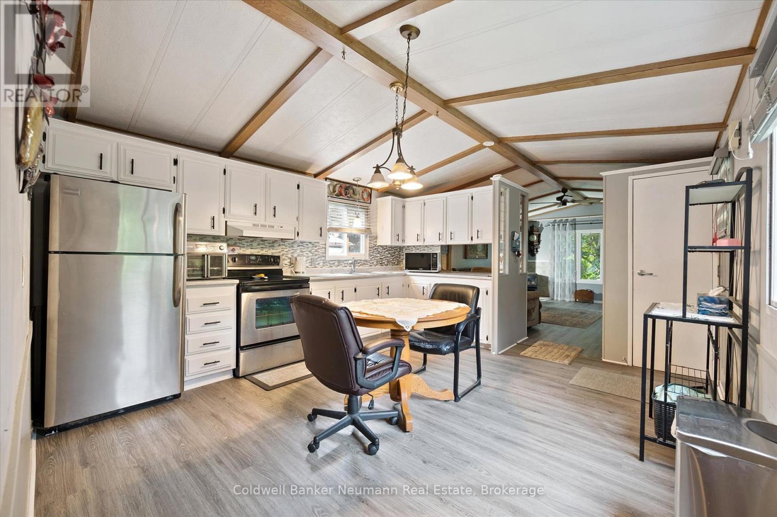 #93 MAPLE 1294 CONCESSION 8 ROAD W - 9