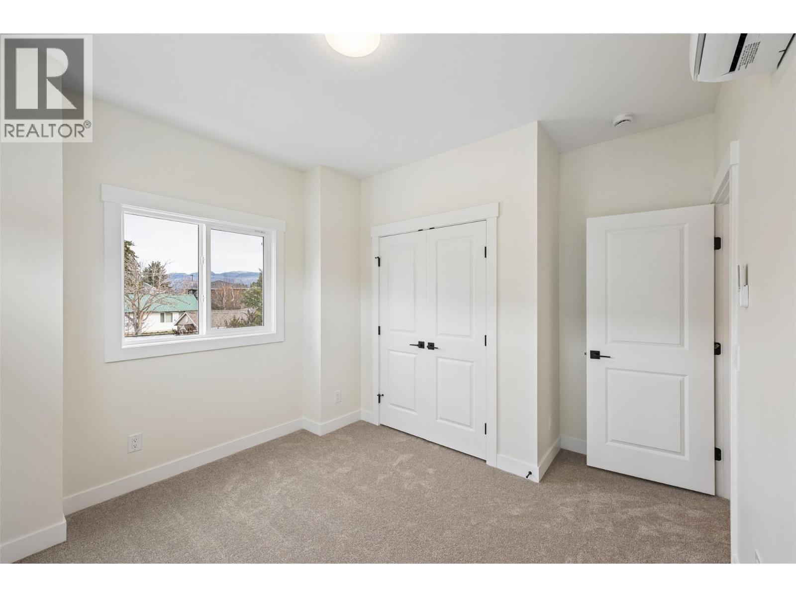 11815 Grant Avenue Unit# 101, Summerland