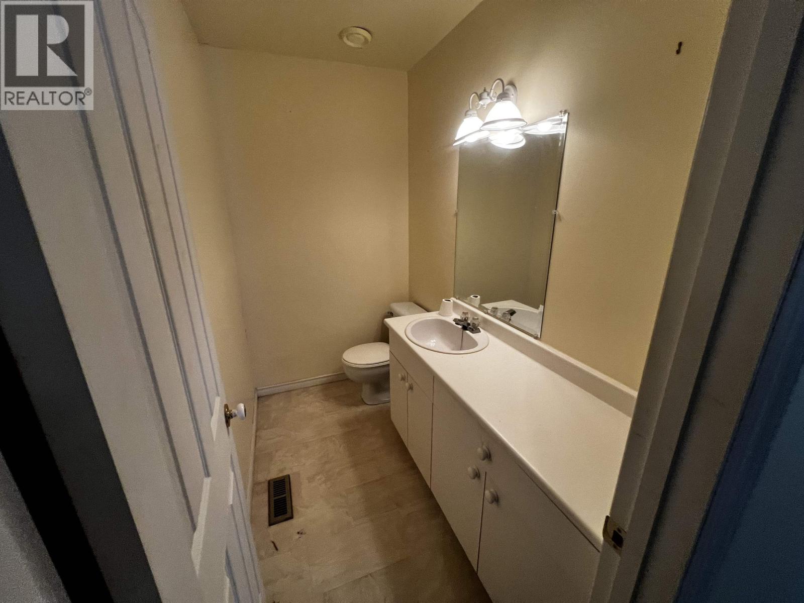 22 REGAN Street, Granisle