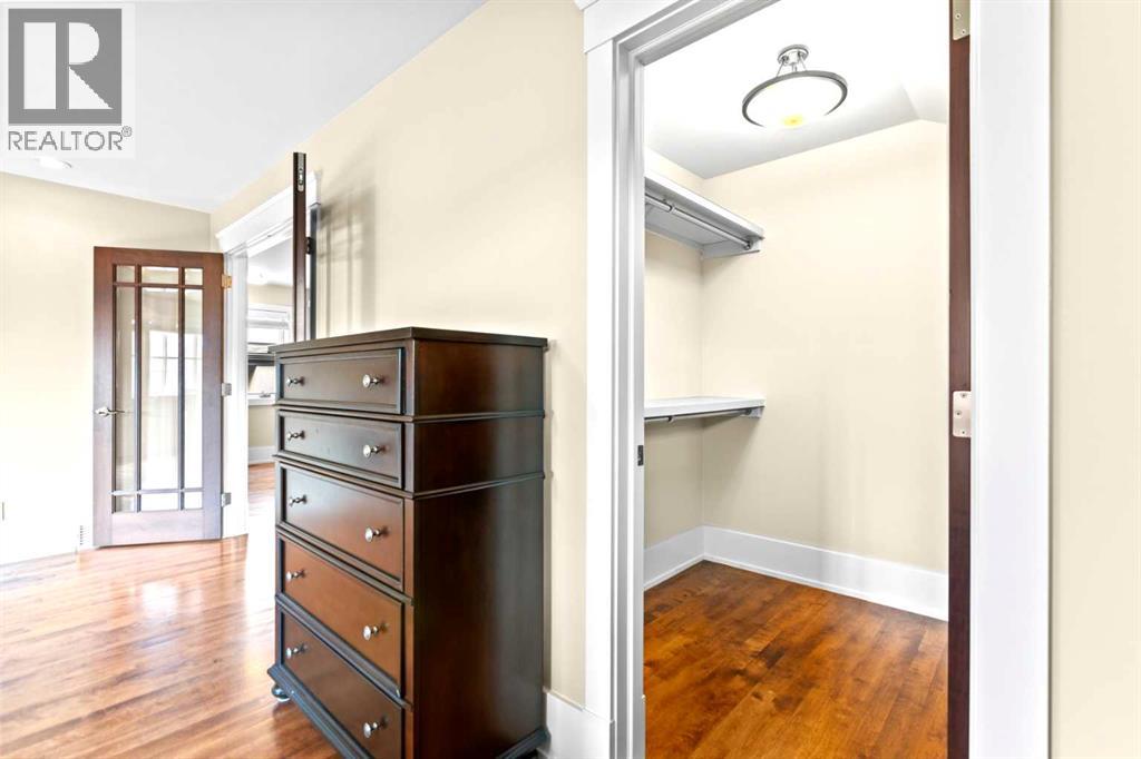 Single Family House for Sale in  A Street NW Crescent Heights Calgary 