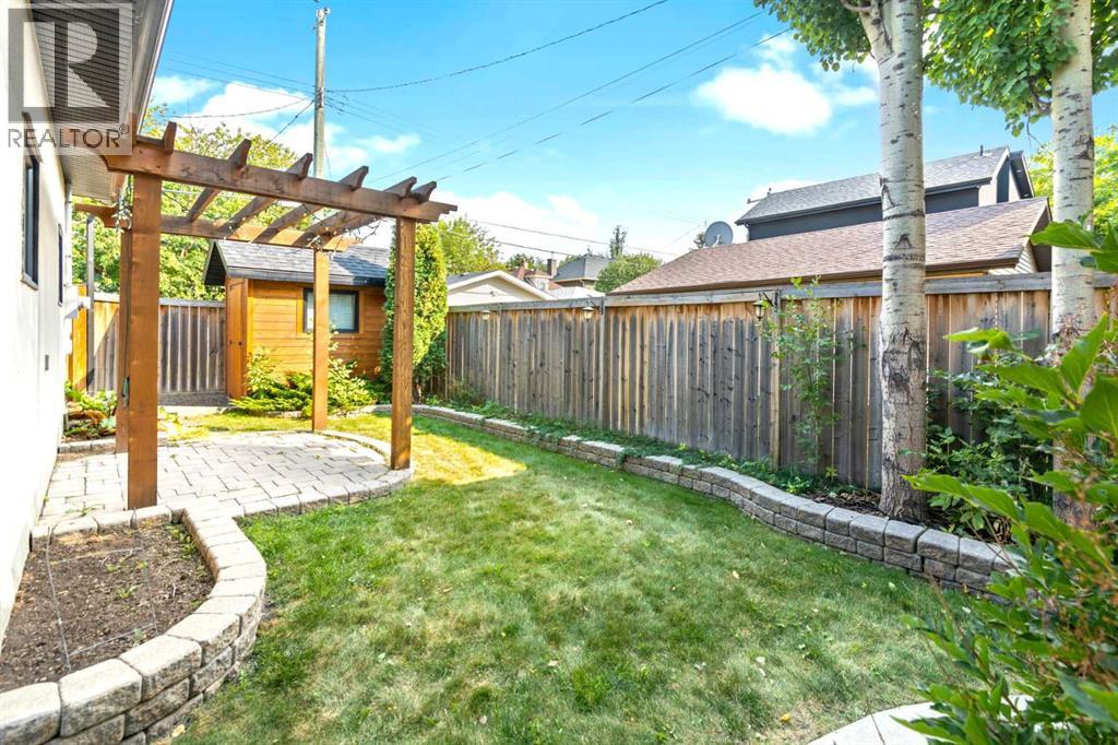 Single Family House for Sale in  A Street NW Crescent Heights Calgary 
