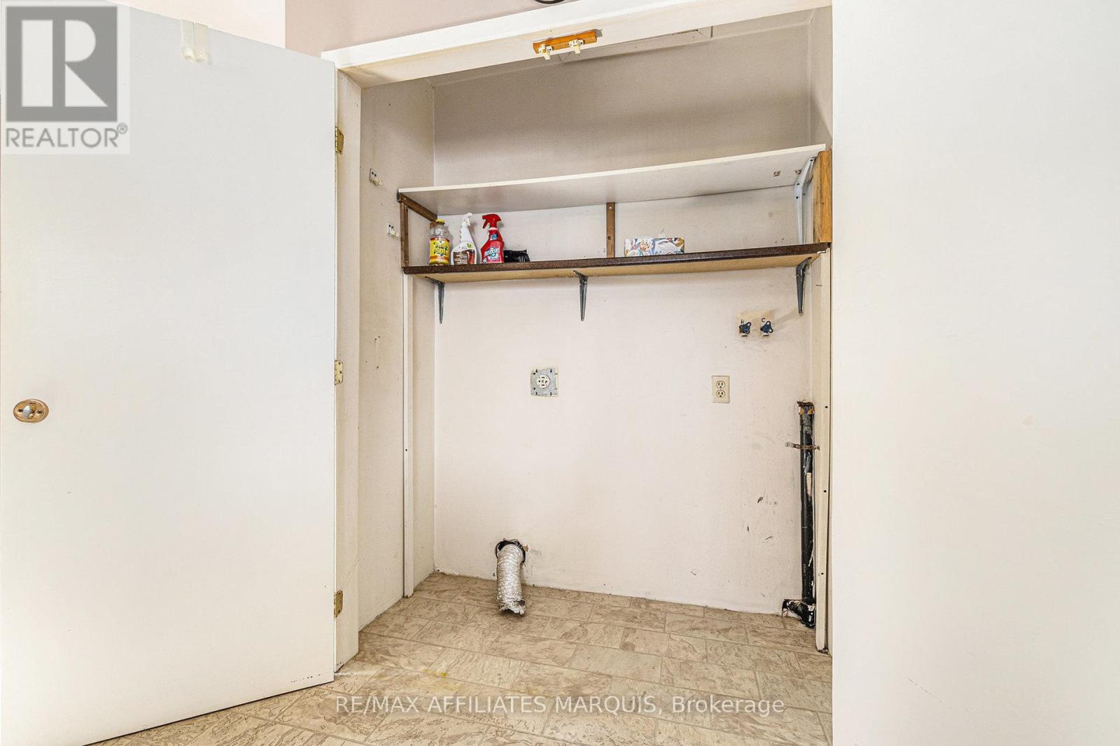 71 STEPHEN STREET - 29