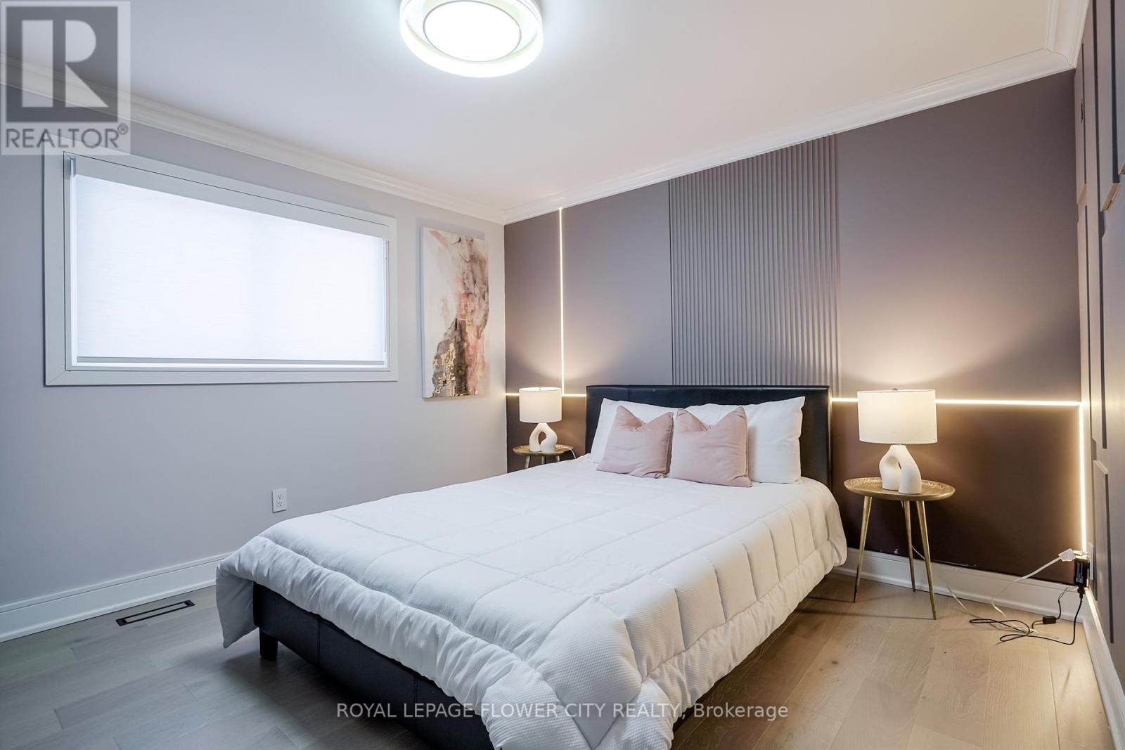 Single Family House for Sale in  NANTUCKET CRESCENT Brampton (Westgate) 