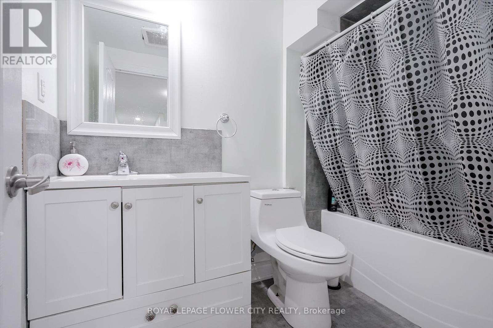 Single Family House for Sale in  NANTUCKET CRESCENT Brampton (Westgate) 