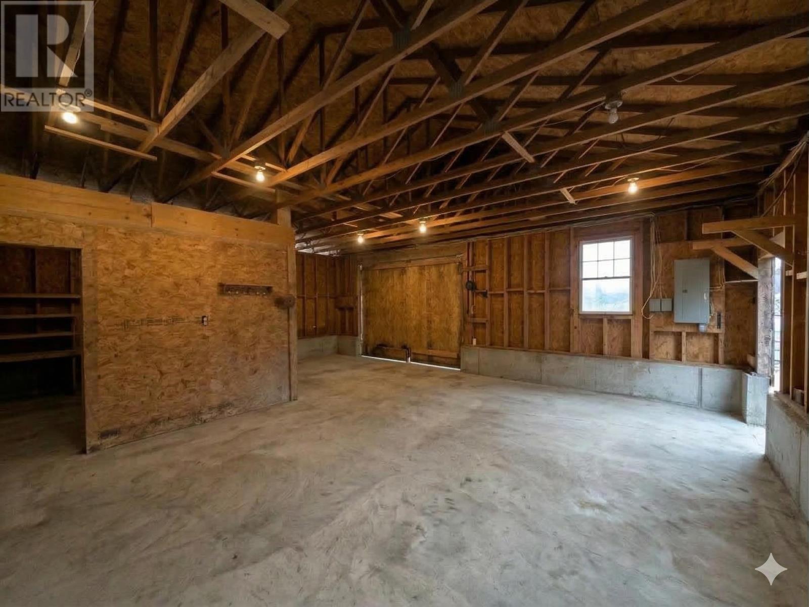 Property 17 of 25 of 2925 Highway 203