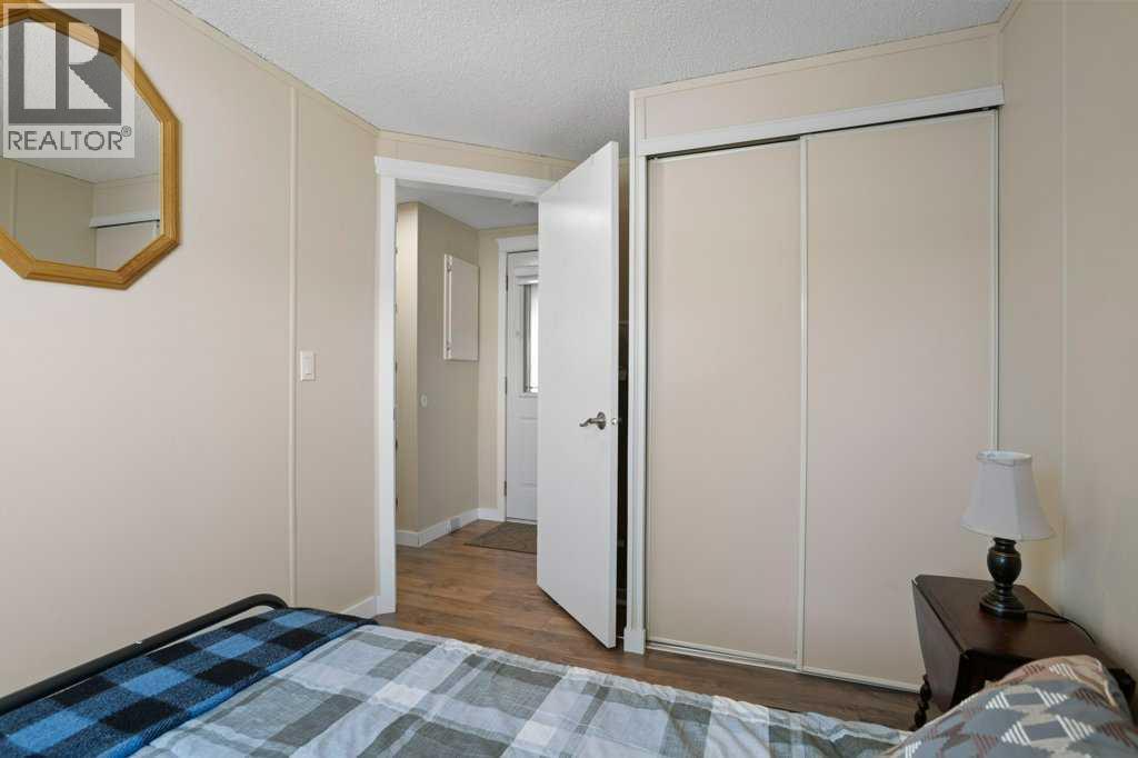 Single Family House Mobile Home for Sale in   Arbour Lake Road NW Arbour Lake Calgary 